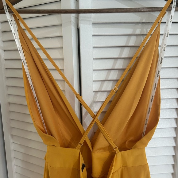 Papaya Mustard V-Neck Maxi Jumpsuit with Waist Tie - Picture 3 of 10